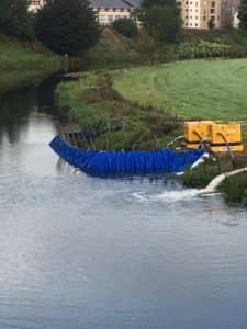 Outfall repairs on the river Don using a Portadam temporary dam system